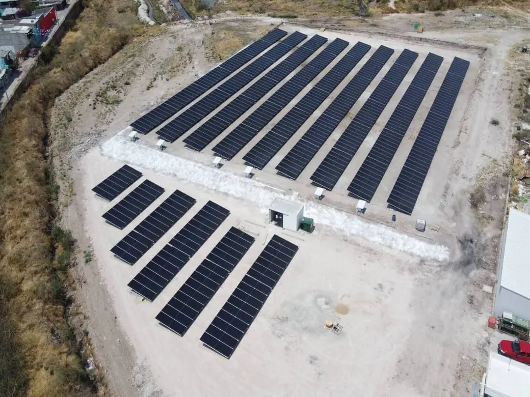 Sistema solar de Refibra, vista 4